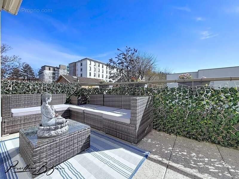 Appartement à SAINT-FONS