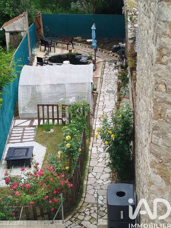 Photo 7