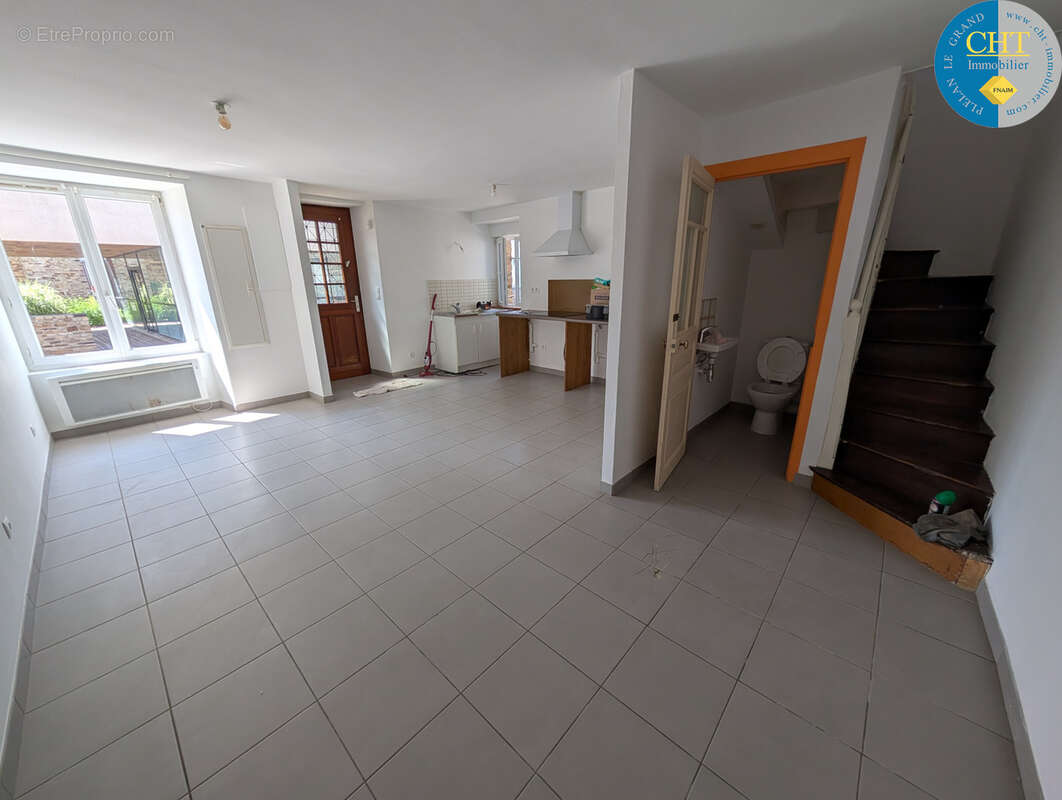 Maison de bourg en centre-ville de plélan-le-grand (35380) avec cht immobilier - photo 2