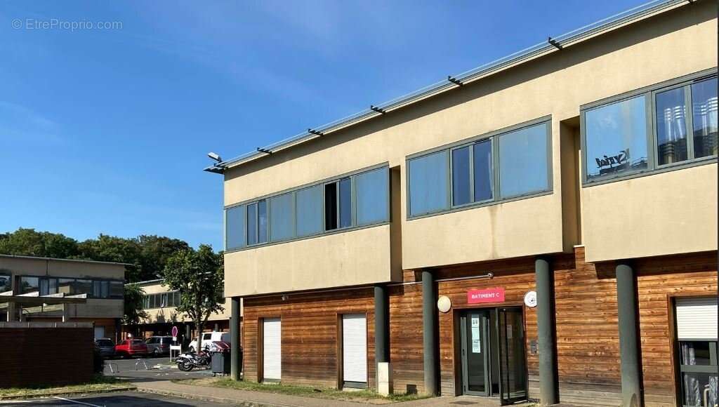 INVESTISSEMENT LOCATIF  LE BLANC-MESNIL  Résidence Affaires Logely Blanc-Mesnil - 6,24 % de rentabilité - photo 9