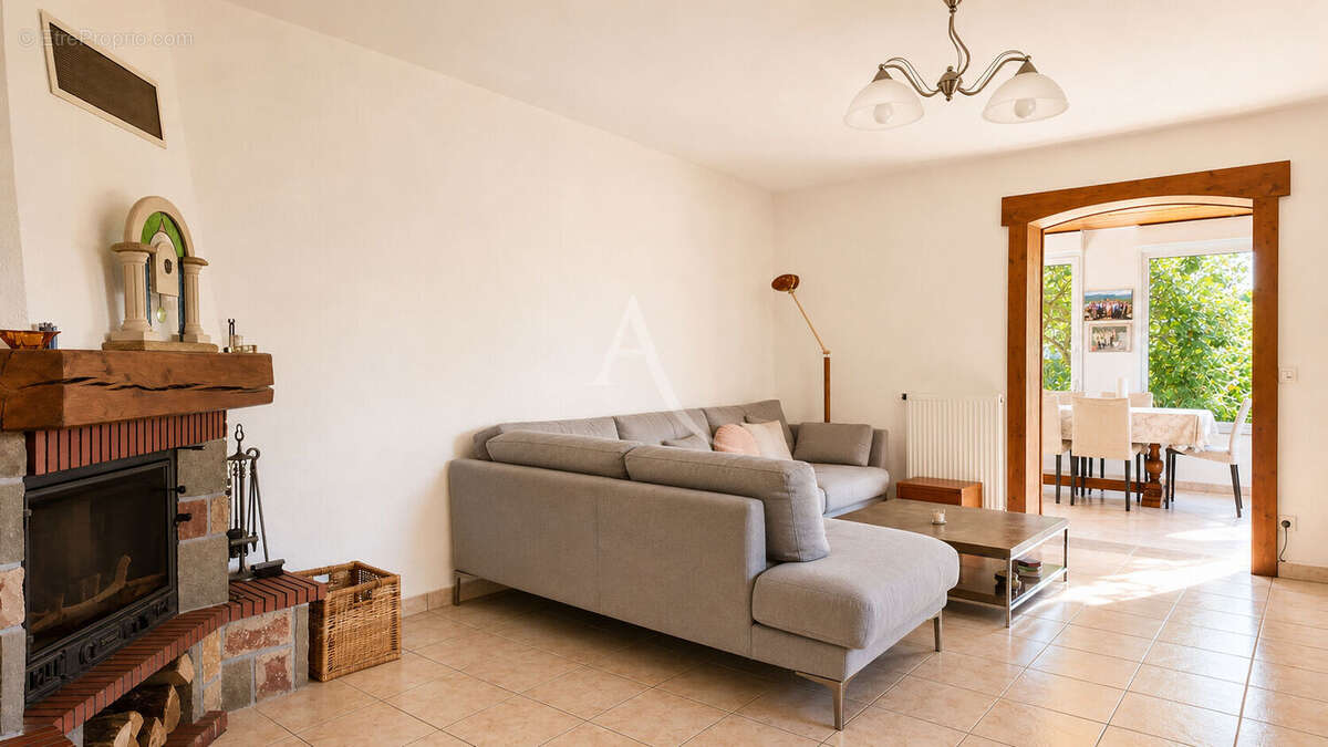 Maison individuelle de 126 m² avec sous-sol complet à Beaumont, au pied du Salève - photo 5