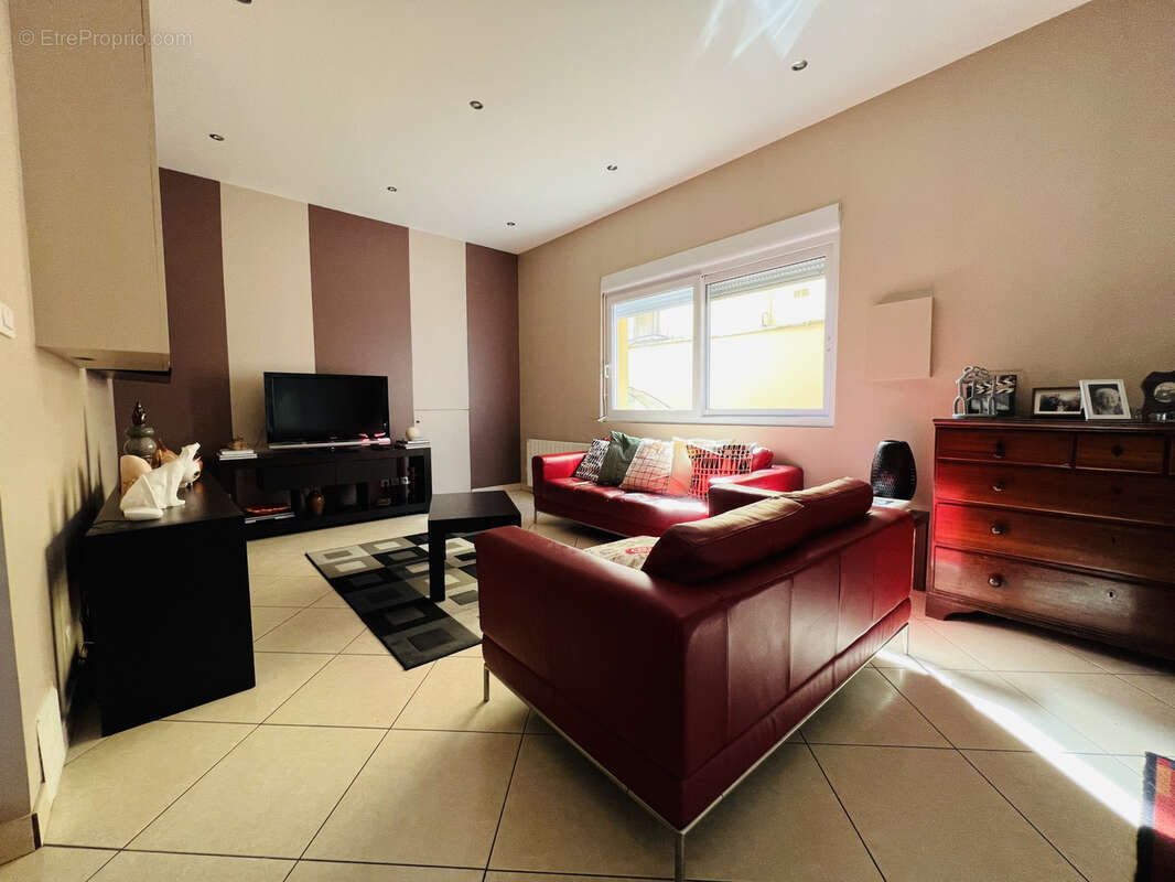 Maison à AULNAY-SOUS-BOIS