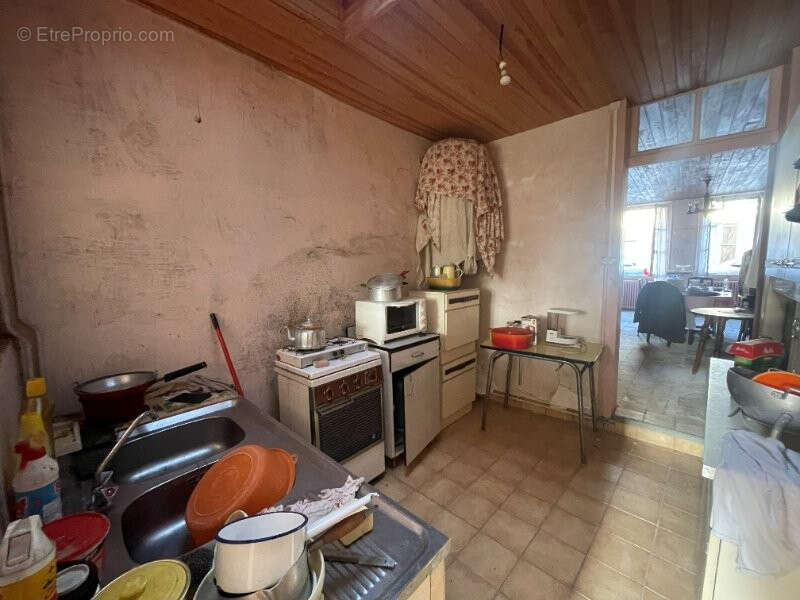 Maison à LA BAZOCHE-GOUET