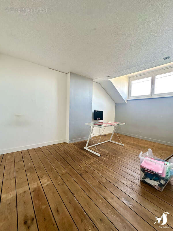Maison 100 m² à Cambrai  - photo 9