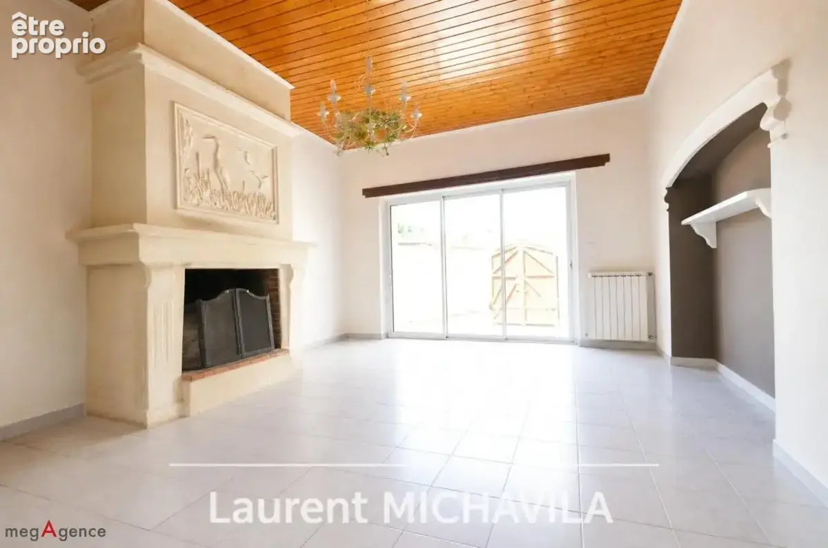 Grande maison de village T6 avec cour et boxs — Villeneuve-lès-Béziers - Vendu loué - photo 2