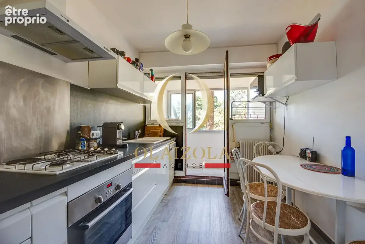 ANGLET - Appartement T2 avec terrasse, cave et piscine à proximité des plages. - photo 5