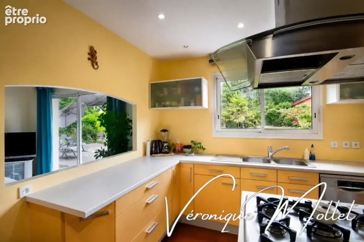 Elegante contemporaine de plain-pied baignée de lumiere - photo 8