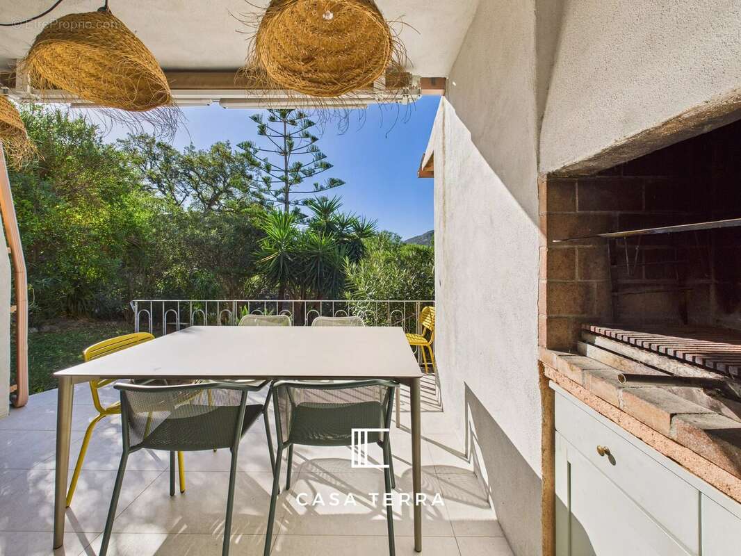 Maison à PORTO-VECCHIO