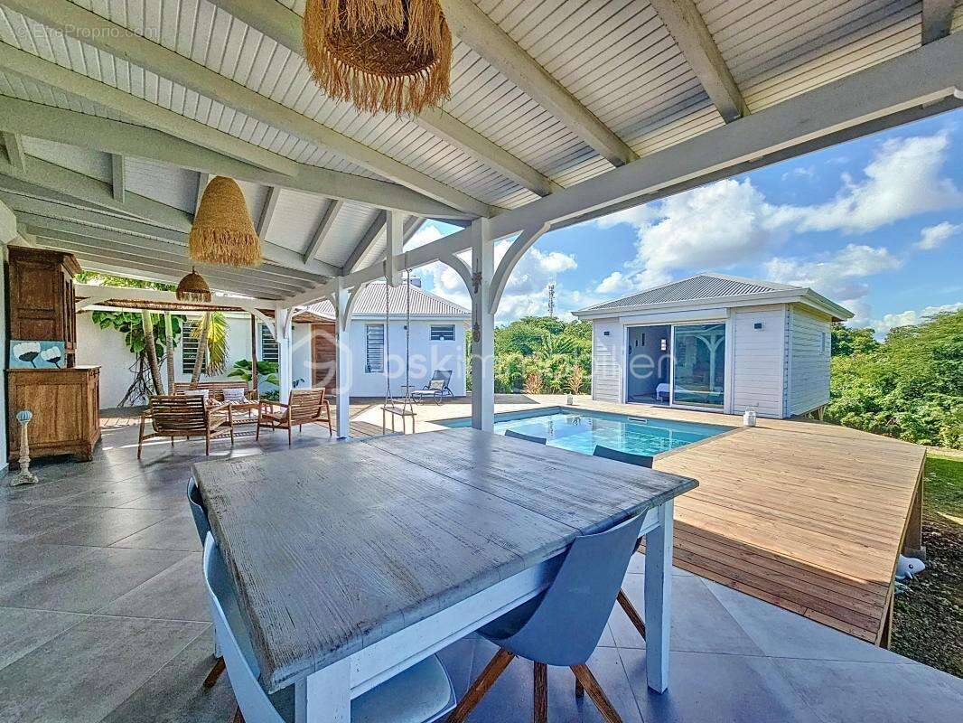 Maison à SAINT-FRANCOIS