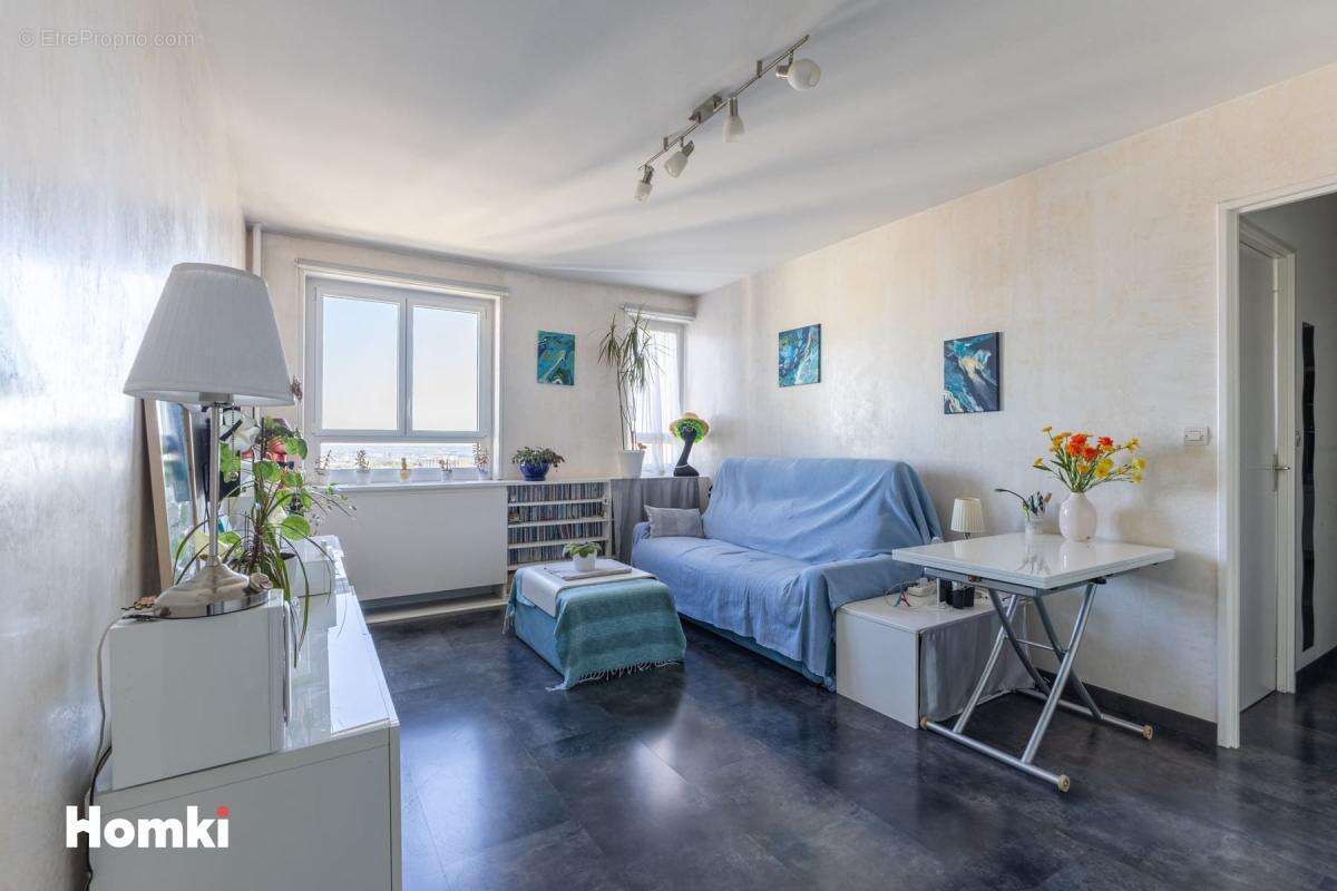 Appartement à PARIS-19E