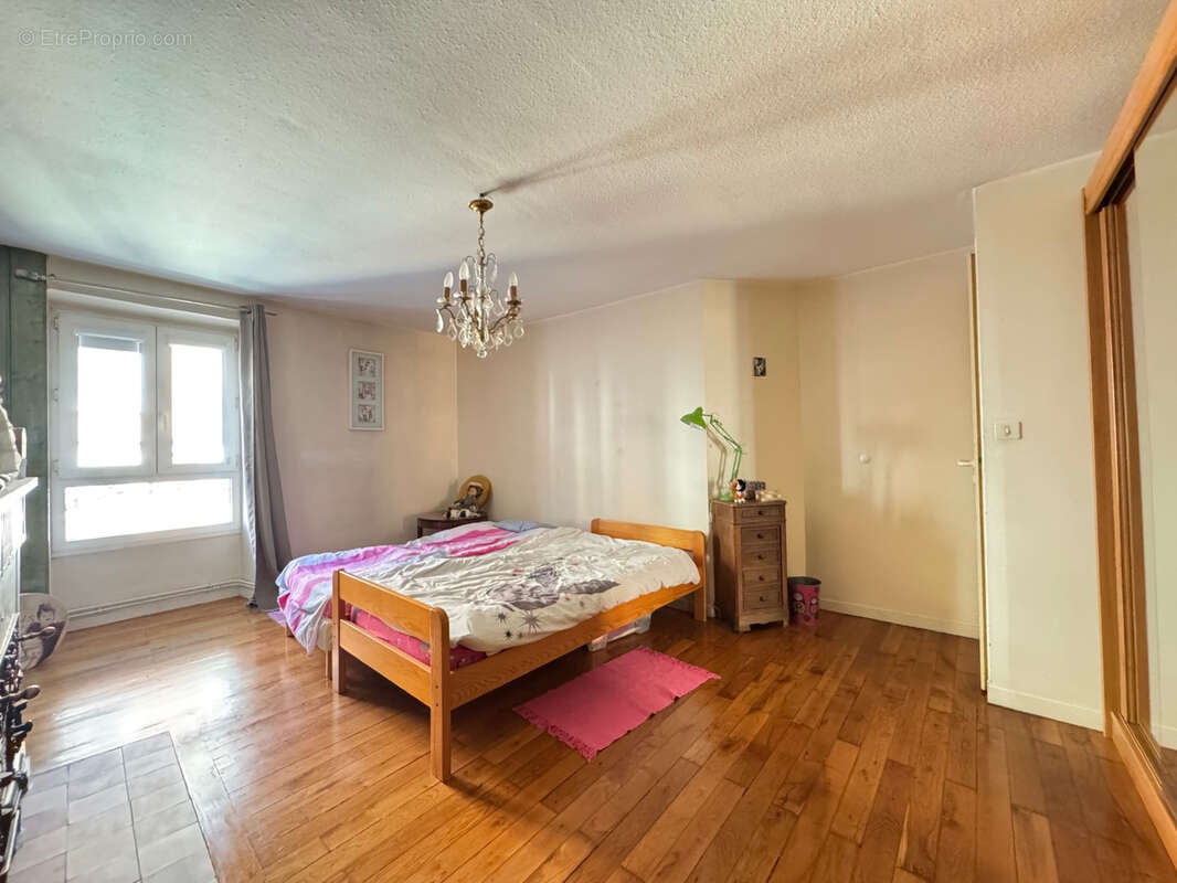 Appartement à VOIRON