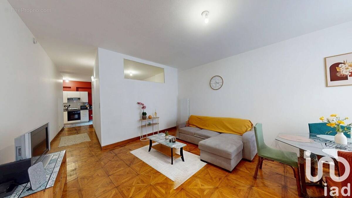 Photo 1 - Appartement à AUXERRE