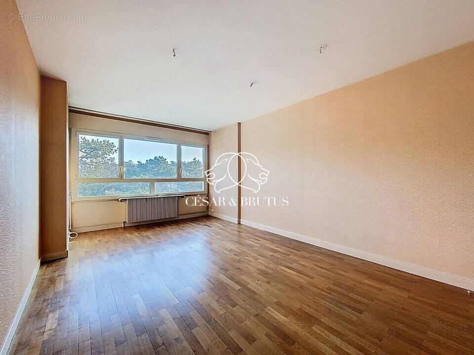 Appartement à CALUIRE-ET-CUIRE