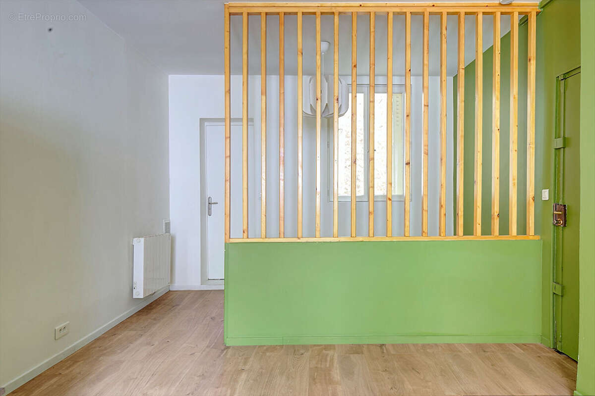 Appartement à PARIS-18E