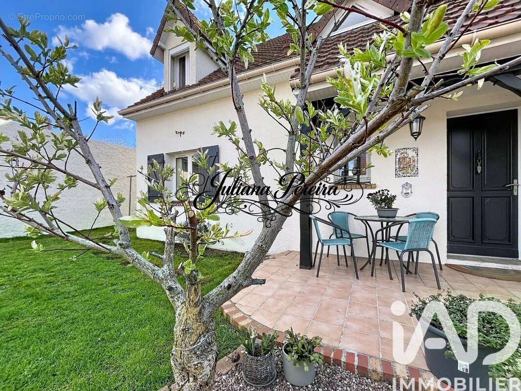 Photo 2 - Maison à MANTES-LA-JOLIE