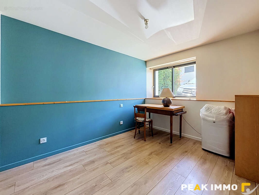 Appartement à PUGNY-CHATENOD