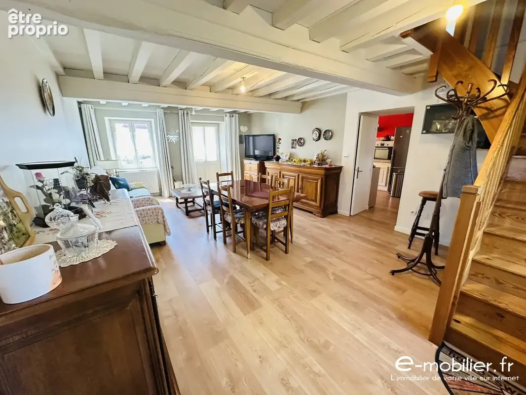 Maison 5 pièces 138 m² à vendre à Belmont-De-La-Loire (42670) - photo 4