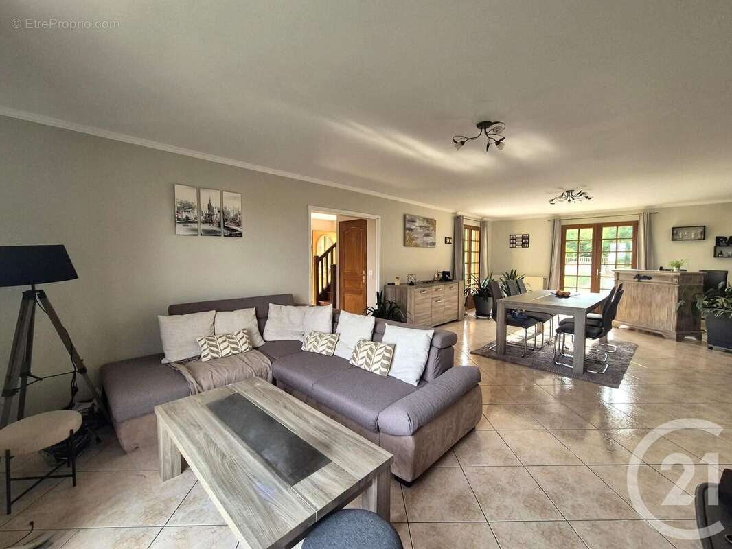 Maison à CHAUMONT-EN-VEXIN