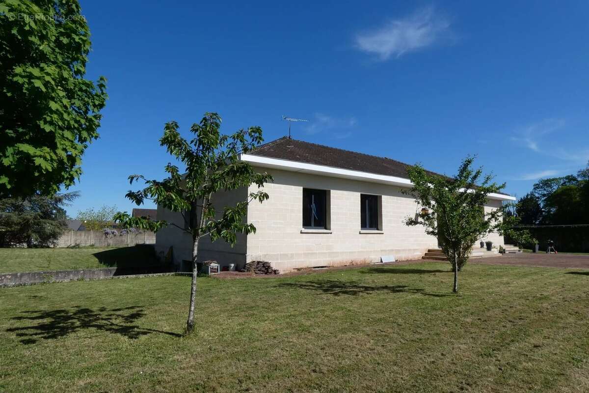Maison à MONTCHANIN