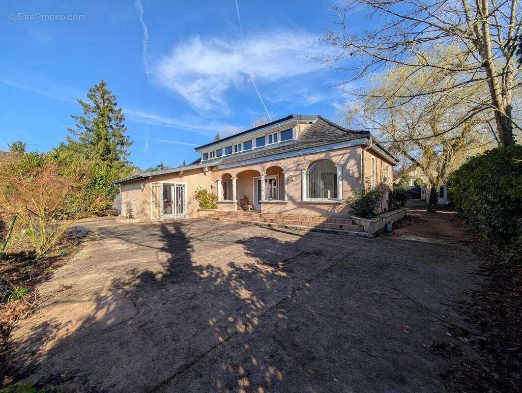 Maison à CHARTRETTES