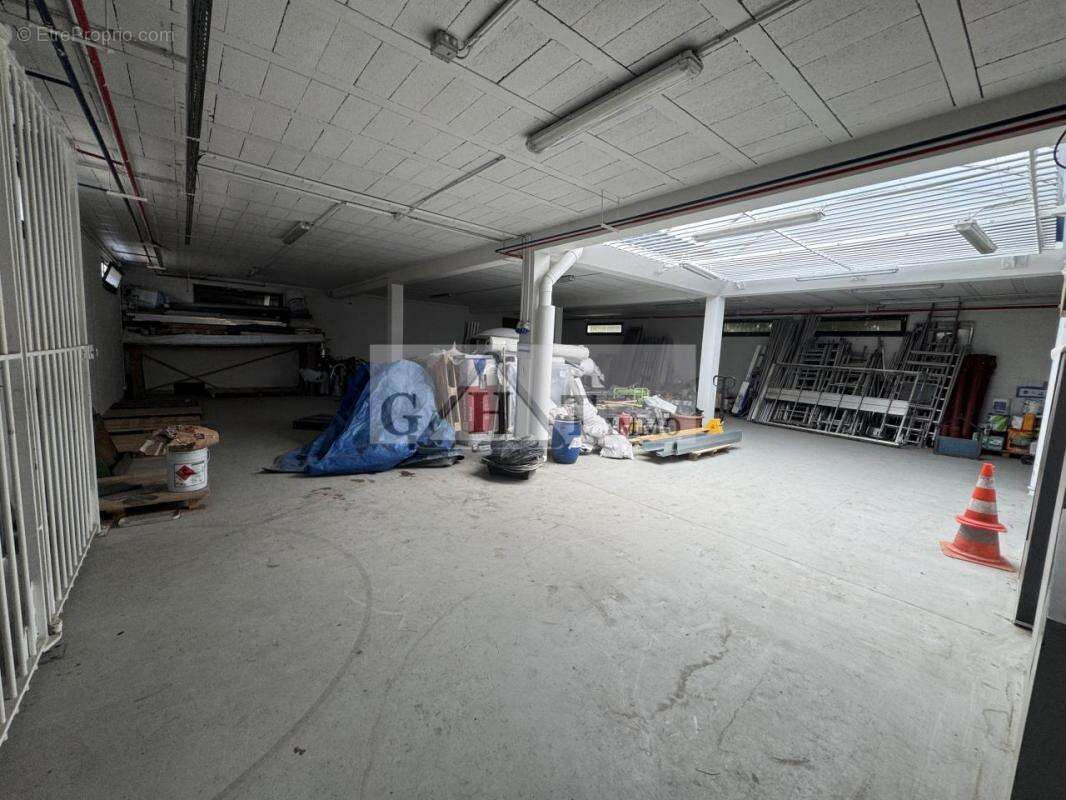 Commerce à BOISSY-SAINT-LEGER