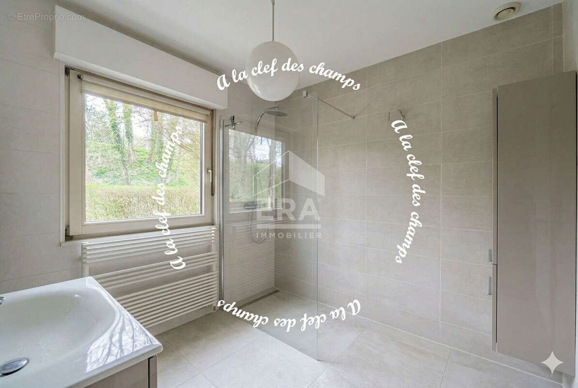 Maison à GIF-SUR-YVETTE