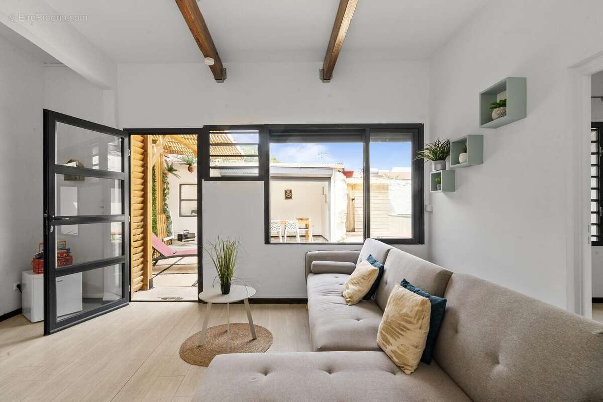 Maison à SAINT-PIERRE