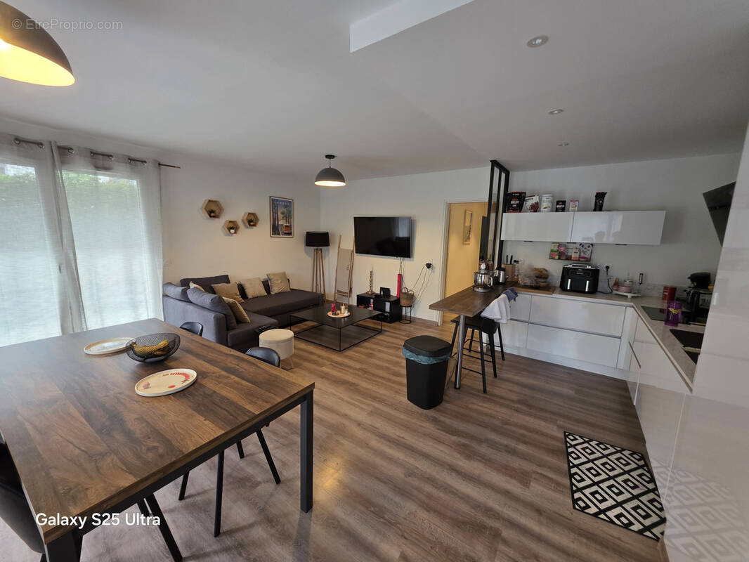 Appartement à ROMAGNAT