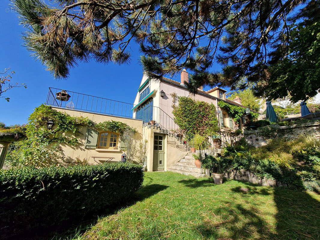 Maison à MONTFORT-L'AMAURY