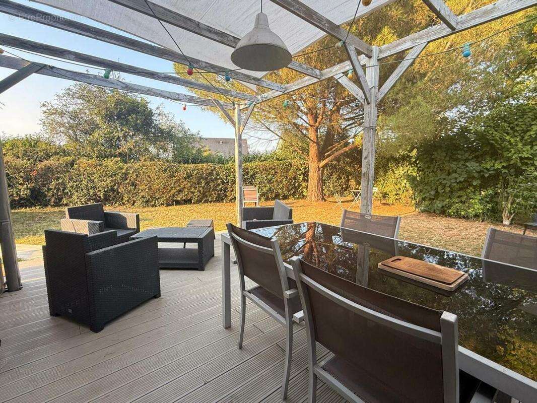 Maison à LA MEMBROLLE-SUR-LONGUENEE