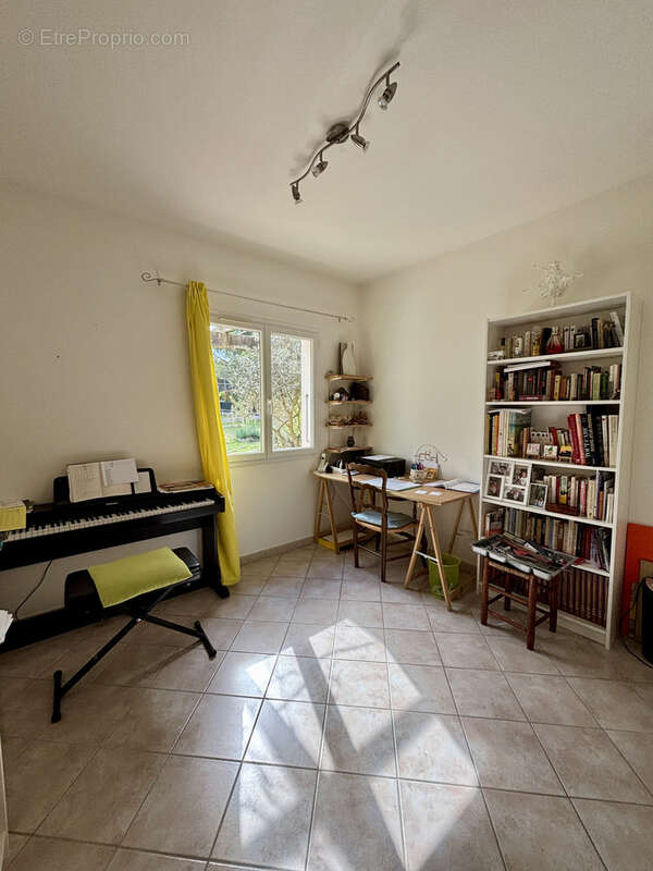 Maison à UPIE