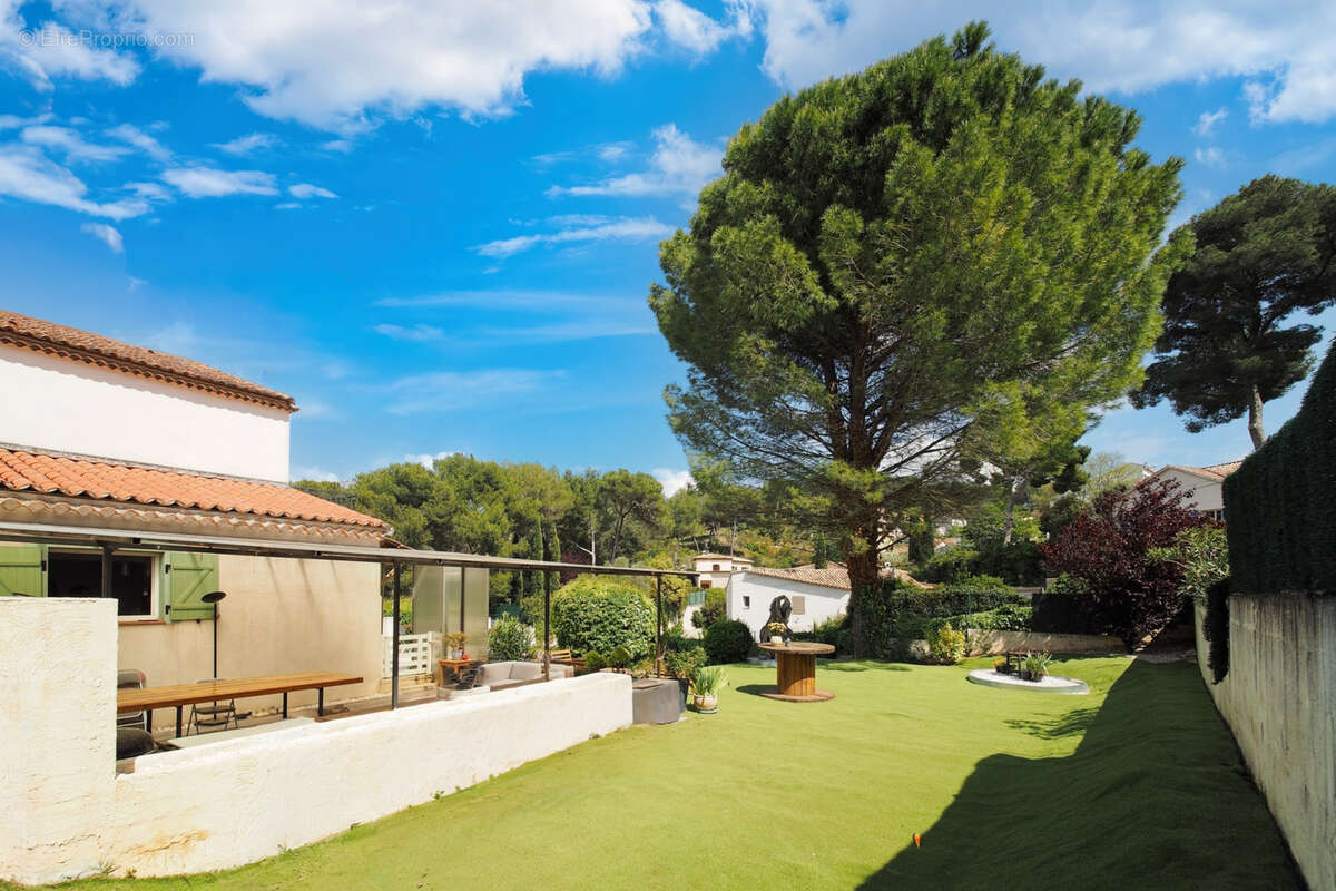 Maison à SEPTEMES-LES-VALLONS