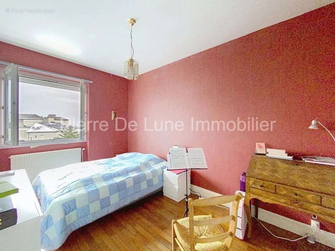 Appartement avec garage et caves - Vues exceptionnelles - 7ème étage - photo 11