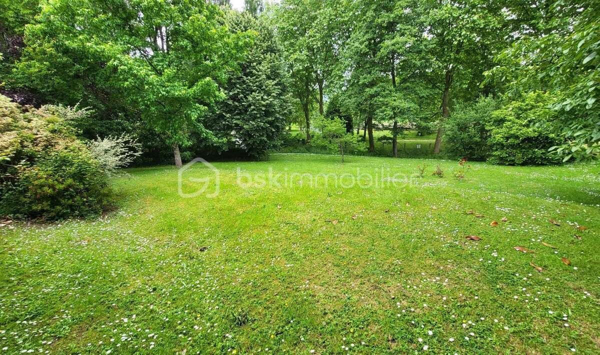 Maison à TESSY-SUR-VIRE