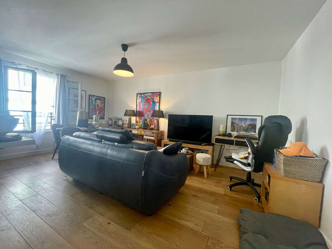 Appartement à BRIE-COMTE-ROBERT