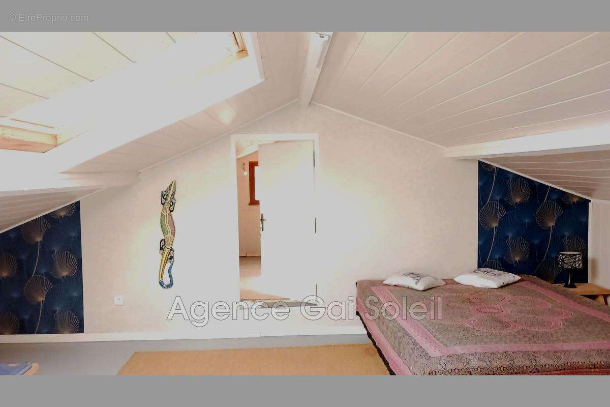 Maison à NISSAN-LEZ-ENSERUNE