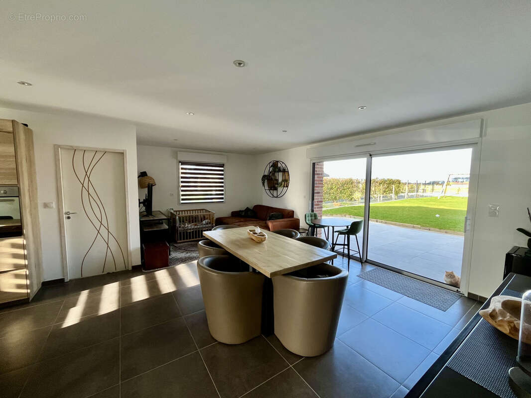 Maison à ESQUELBECQ