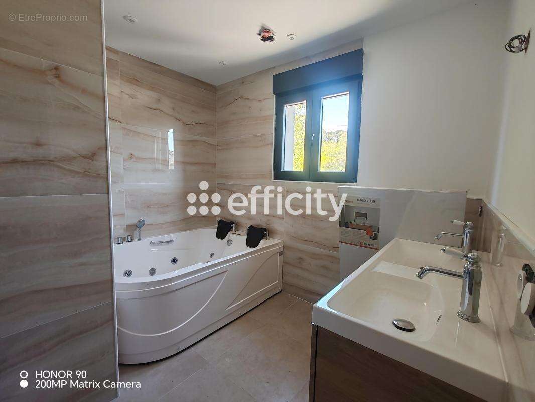 Maison 112 m² à Marseille-15e  - photo 7