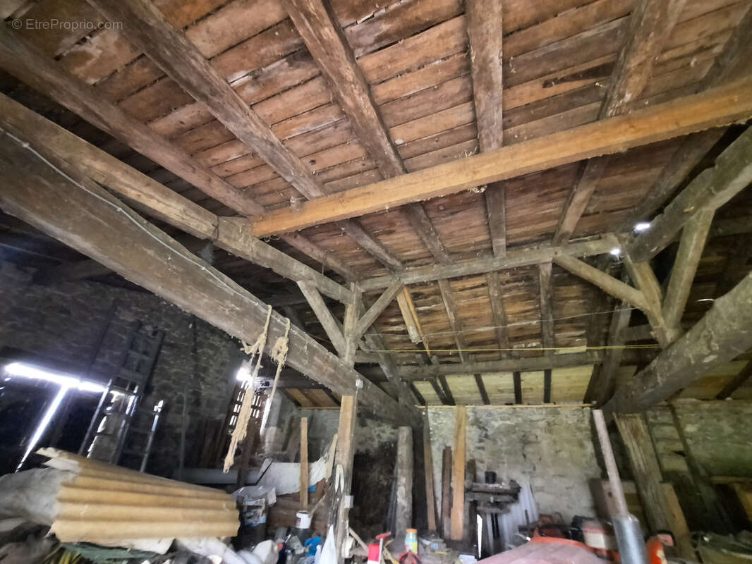 Autre à SAUVETERRE-DE-GUYENNE