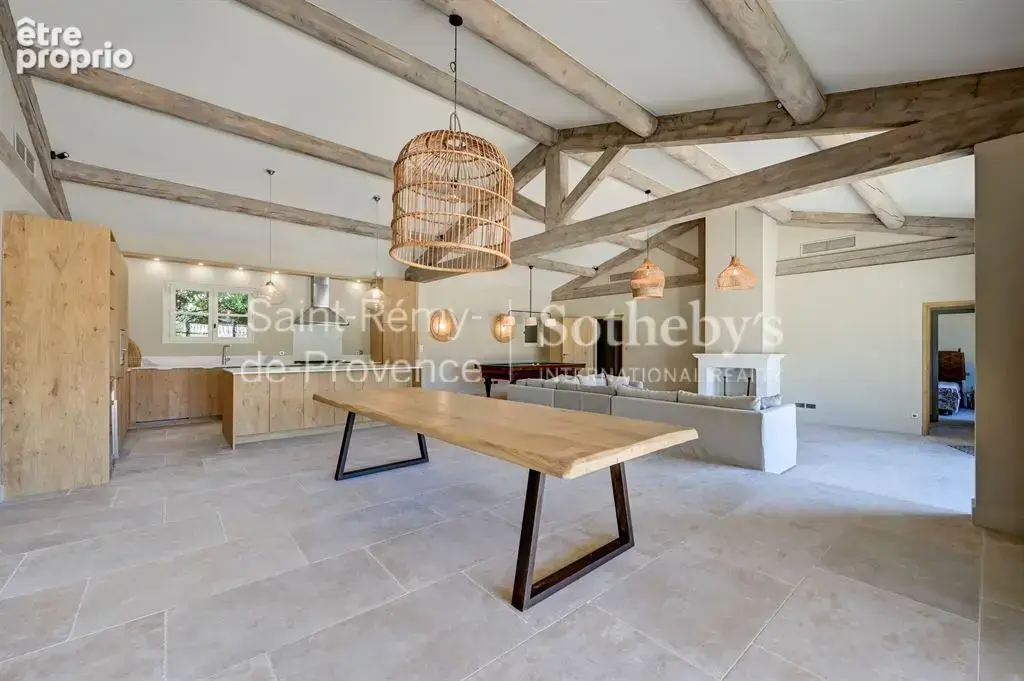 Exclusivité. Saint Rémy de Provence, superbe propriété rénovée située à 5 mn du centre - photo 12