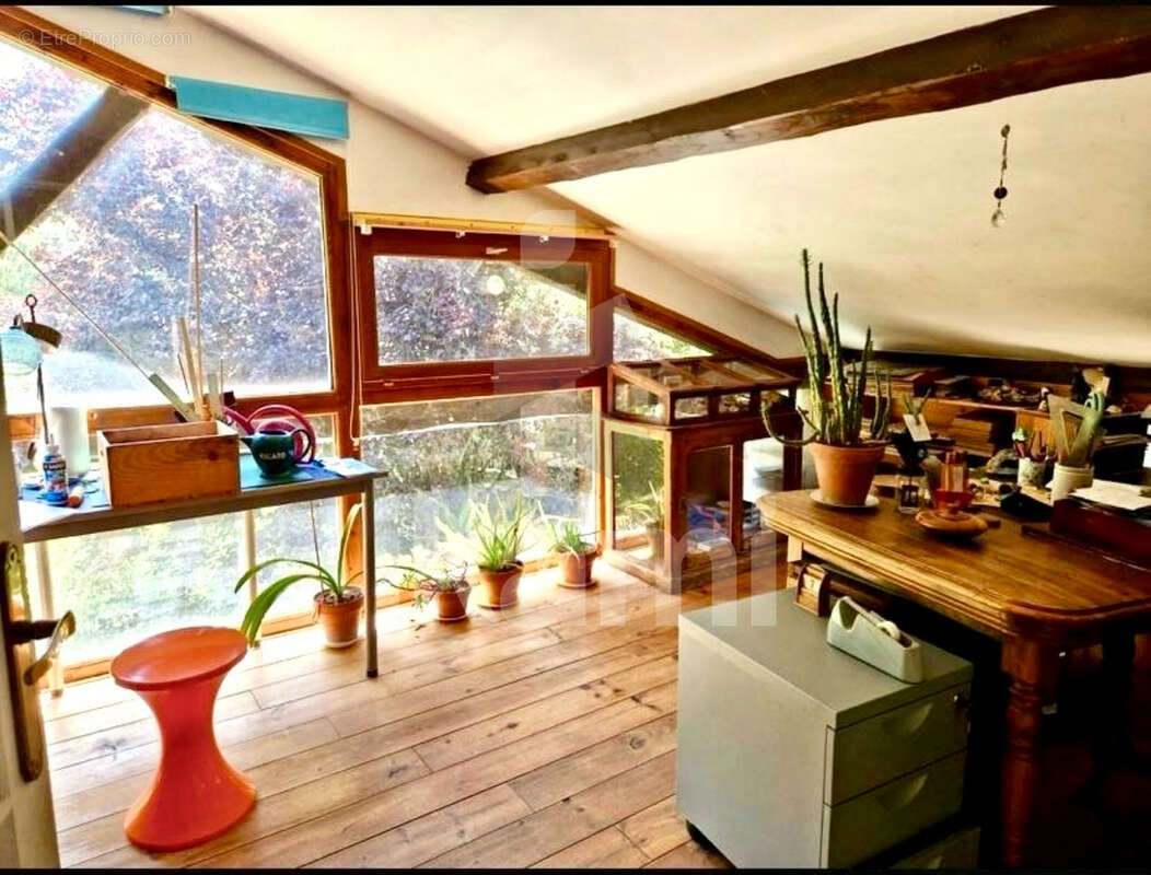 Maison à HAUTERIVES