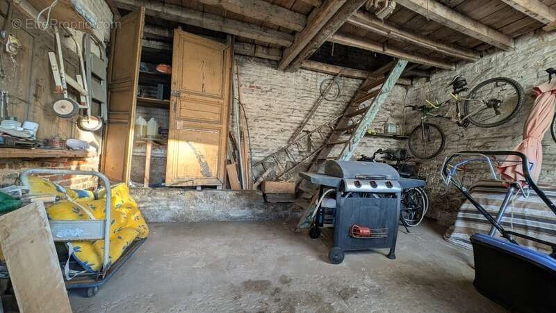Appartement à AIRE-SUR-LA-LYS