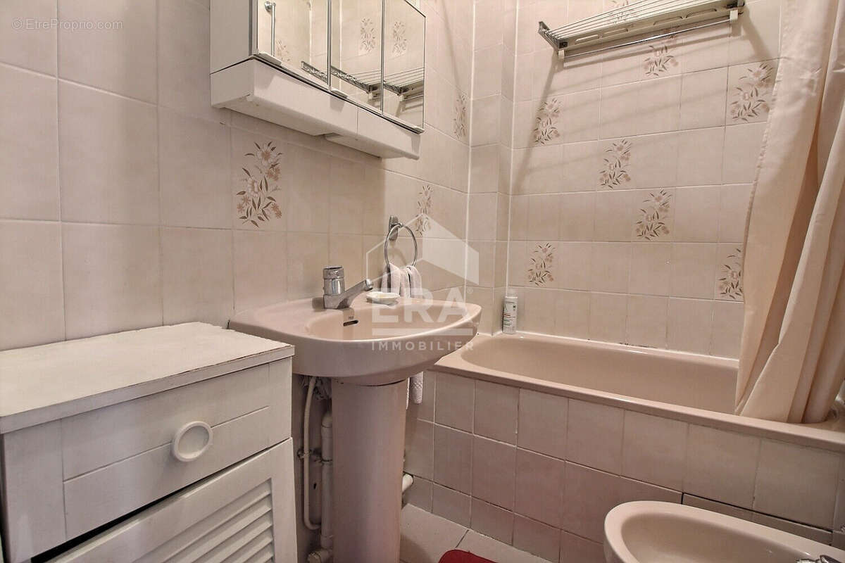 Appartement à SAINT-OUEN