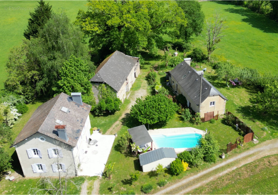 Maison à LACOMMANDE