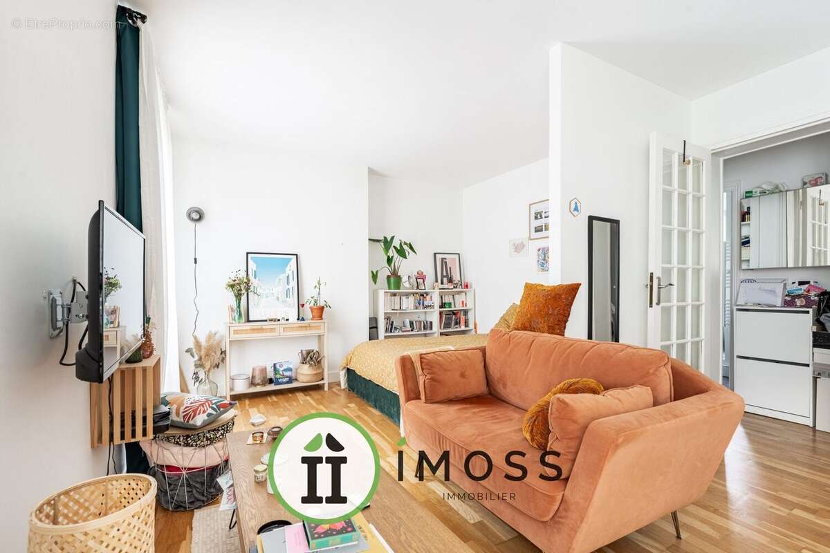 Appartement à PARIS-18E