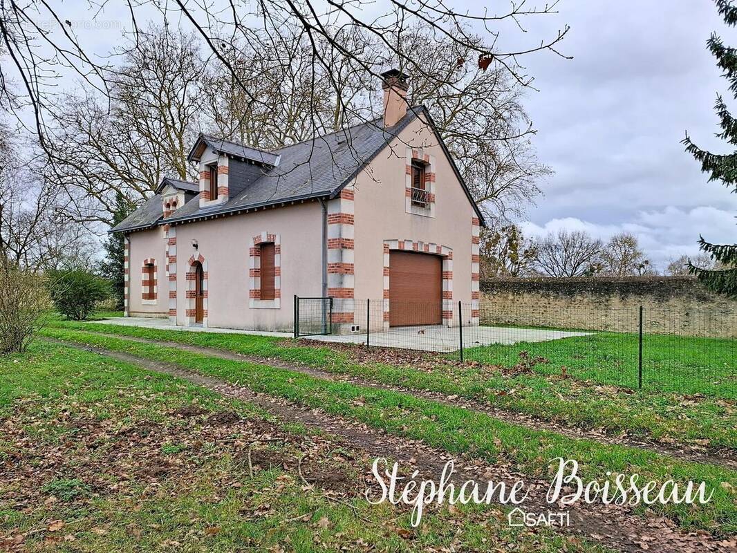 Photo 1 - Maison à LUCHE-PRINGE