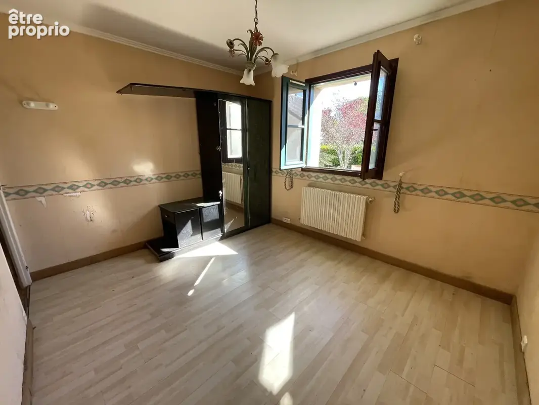 SAINT-LYPHARD   Maison 2 chambres avec terrain de 560 m2 et dépendance - photo 4