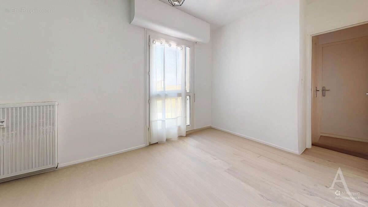 Appartement à LE PONT-DE-CLAIX