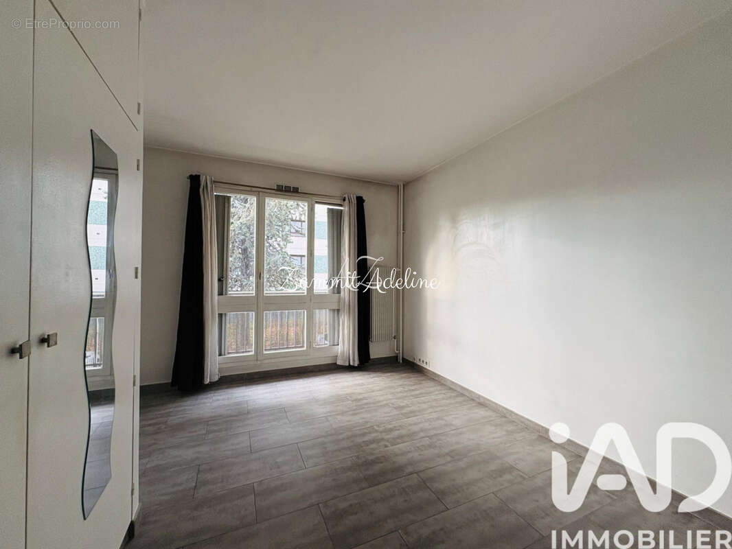 Photo 2 - Appartement à LE BLANC-MESNIL