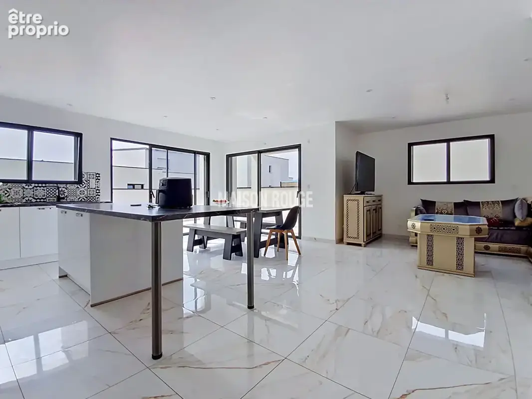 Maison moderne 2022 clé en main - Suite parentale + trois chambres - A deux pas de tout ! Ploufragan - photo 2